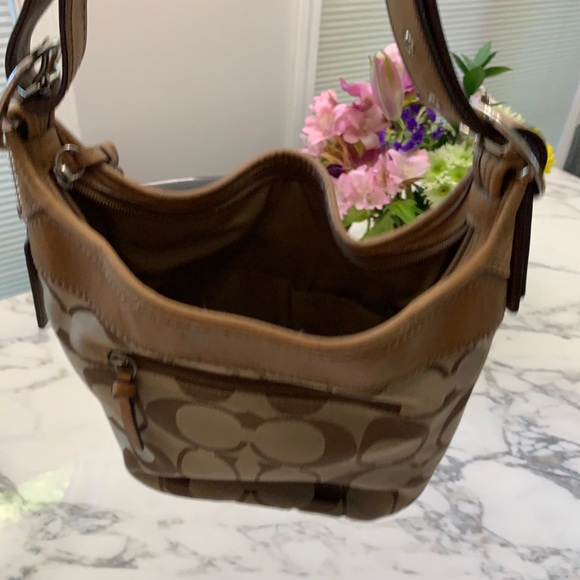 Coach Bucket Bag - Picture 13 of 15